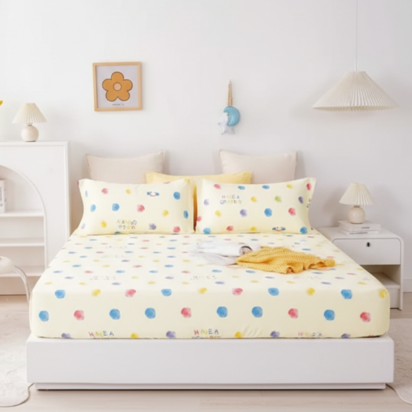 Sunlit Polka Dot & Smiles 120 GSM Microfiber Fitted Bedsheet Set | Model: EH-2072