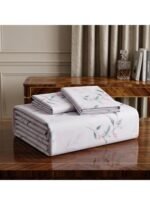 Premium 150 GSM Microfiber King Size Flat Bed Sheet Set - 3-Piece Luxurious Bedding with Soft Lilac Watercolor Floral Print, Includes 1 Flat Sheet (270x250 CM) & 2 Pillowcases (50x75 CM) - Image 5