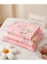 3-Piece King Size Bed Sheet Set - 150 GSM Premium Microfiber Bedding with Elegant Pink Floral Print, Includes 1 Flat Sheet (270x250 CM) & 2 Matching Pillowcases (50x75 CM) - Image 4