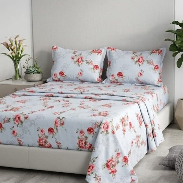 Vintage Elegance 150 GSM Microfiber King Flat Bed Sheet Set - 3-Piece Classic Floral Bedding with Red Roses on Pale Blue, Includes 1 Flat Sheet (270x250 CM) & 2 Pillowcases (50x75 CM)