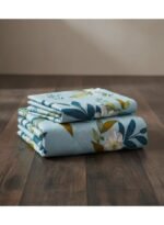 3-Piece King Size Flat Bed Sheet Set - 150 GSM Soft Microfiber Bedding with Light Blue Botanical Lily Print, Includes 1 Flat Sheet (270x250 CM) & 2 Pillowcases (50x75 CM) - Image 2