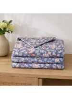 3-Piece King Size Bed Sheet Set - 150 GSM Premium Microfiber Bedding with Vintage Peony Floral Print on Blue, Includes 1 Flat Sheet (270x250 CM) & 2 Matching Pillowcases (50x75 CM) - Image 2