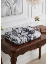 Ever Home Luxury 125 GSM Soft Breathable Flat Bed Sheet Set/Elegant Watercolor Floral Pattern in Black, Grey & White/Includes 2 Matching Pillowcases/King Size 270x240 CM - Image 4