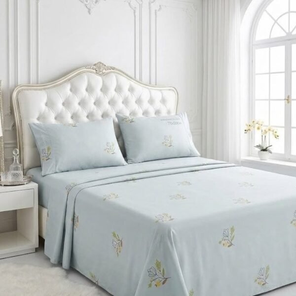 3-Piece King Size Bed Sheet Set - 150 GSM Premium Microfiber Bedding with Minimalist Botanical Floral Print on Light Blue, Includes 1 Flat Sheet (270x250 CM) & 2 Matching Pillowcases (50x75 CM)